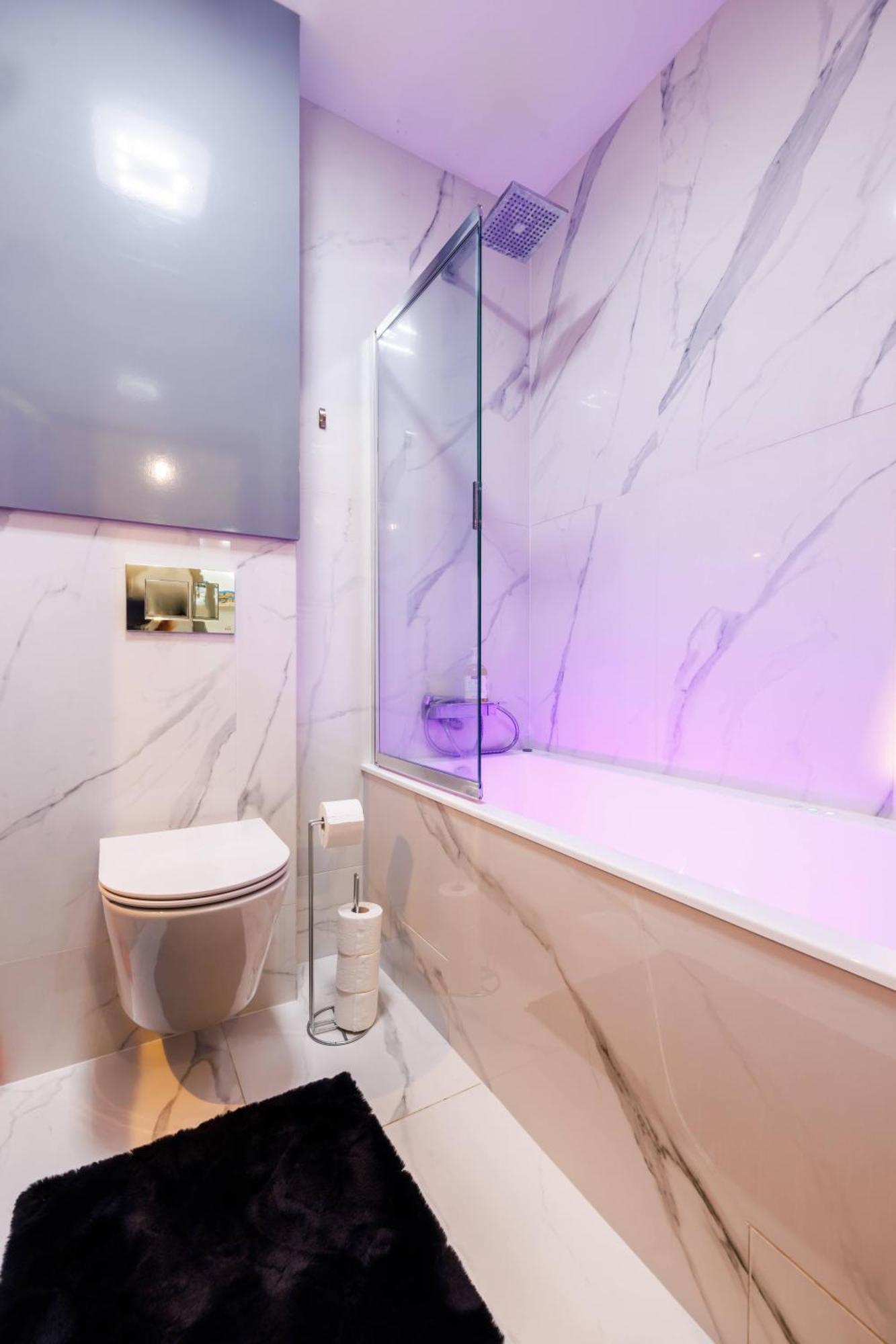 Luxury Apartment With Spa Bath- City Centre, Free Parking Ряшів Екстер'єр фото