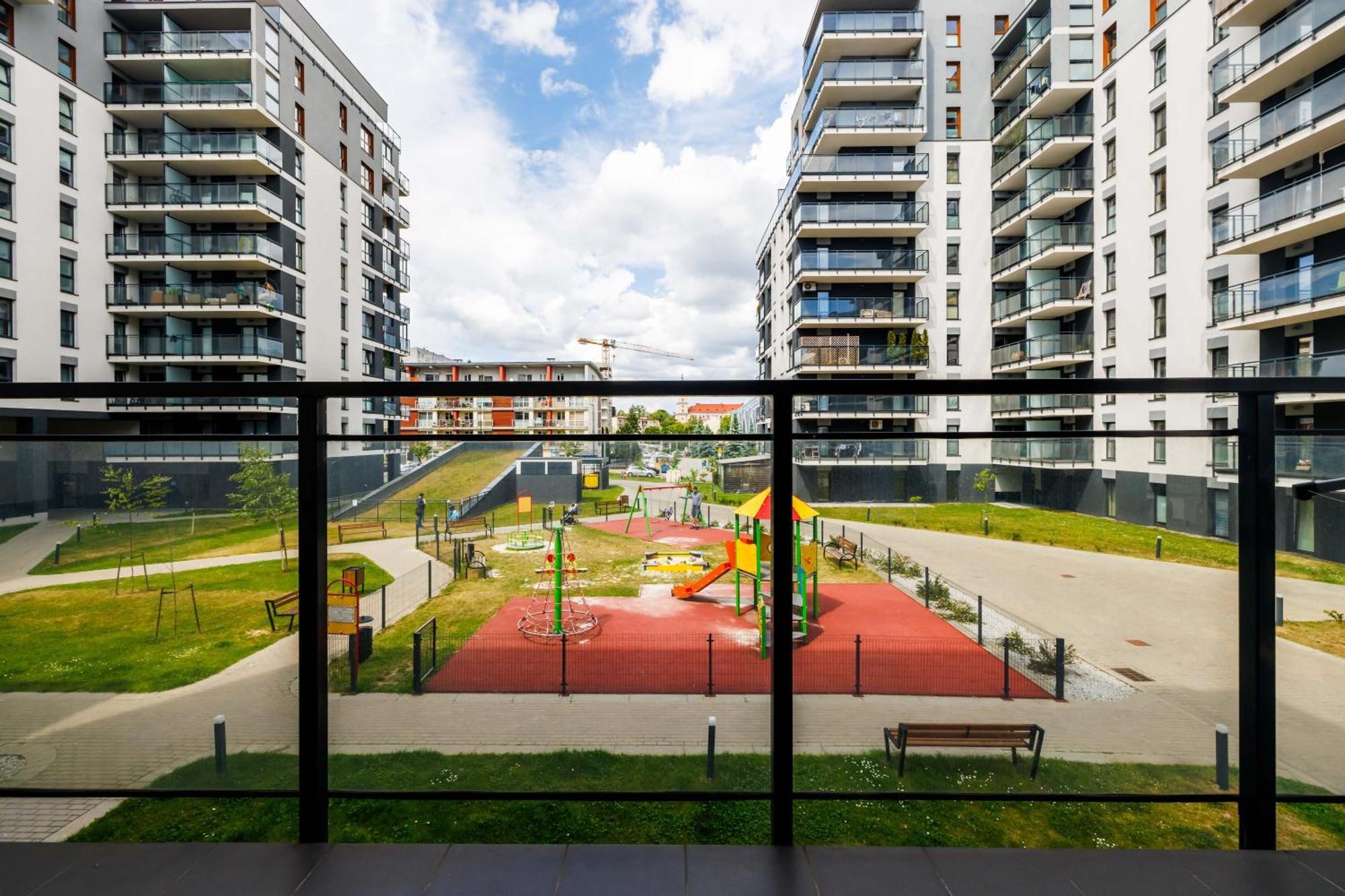 Luxury Apartment With Spa Bath- City Centre, Free Parking Ряшів Екстер'єр фото